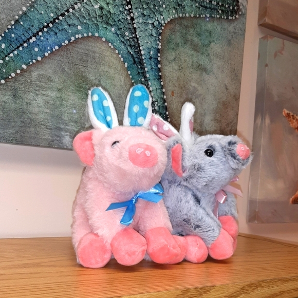 Cute Easter Pig Plushies NWT - Picture 2 of 4